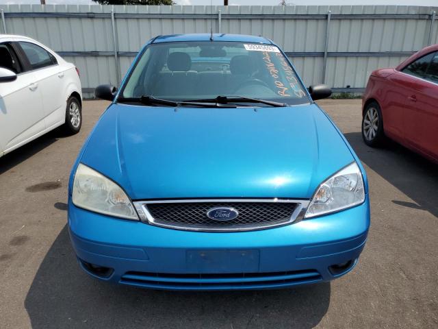 1FAHP34N27W347445 - 2007 FORD FOCUS ZX4 BLUE photo 5