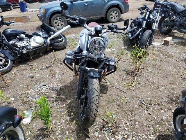 WB10L7308P6G99381 - 2023 BMW R NINE T SCRAMBLER SILVER photo 2