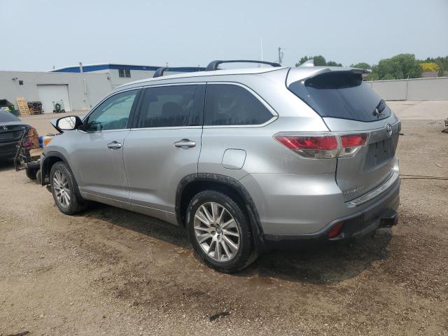 5TDJKRFH6GS258319 - 2016 TOYOTA HIGHLANDER XLE SILVER photo 2