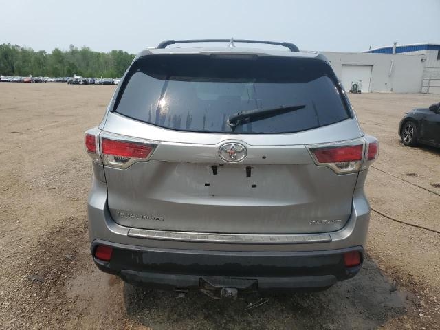 5TDJKRFH6GS258319 - 2016 TOYOTA HIGHLANDER XLE SILVER photo 6