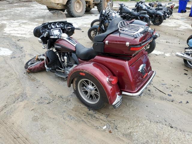 1HD1MAL19FB855536 - 2015 HARLEY-DAVIDSON FLHTCUTG TRI GLIDE ULTRA BURGUNDY photo 3