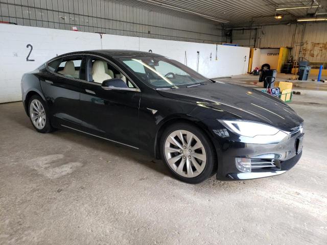 5YJSA1E28GF171922 - 2016 TESLA MODEL S Սև լուսանկար 4