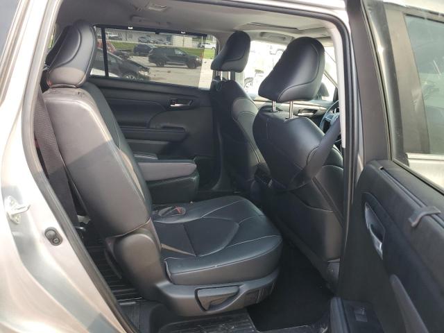 5TDKDRBHXPS036998 - 2023 TOYOTA HIGHLANDER L SILVER photo 11