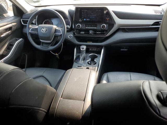 5TDKDRBHXPS036998 - 2023 TOYOTA HIGHLANDER L SILVER photo 8