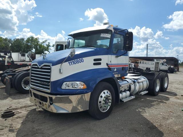 1M1AW31Y7FM048881 - 2015 MACK 600 CXU600 BLUE photo 2