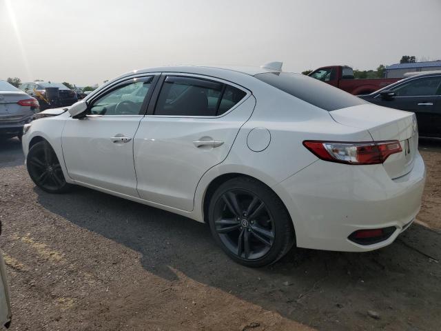 19UDE2F38JA001278 - 2018 ACURA ILX BASE WATCH PLUS WHITE photo 2