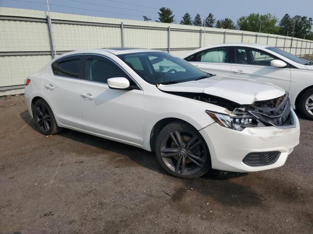 19UDE2F38JA001278 - 2018 ACURA ILX BASE WATCH PLUS WHITE photo 4