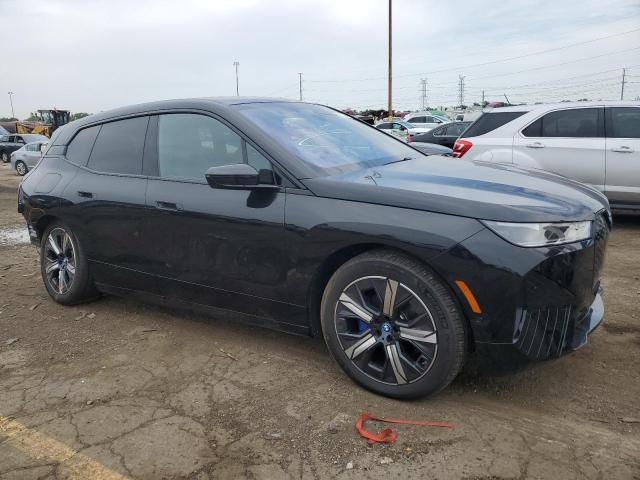 WB523CF01RCN55992 - 2024 BMW IX XDRIVE50 Qara foto 4