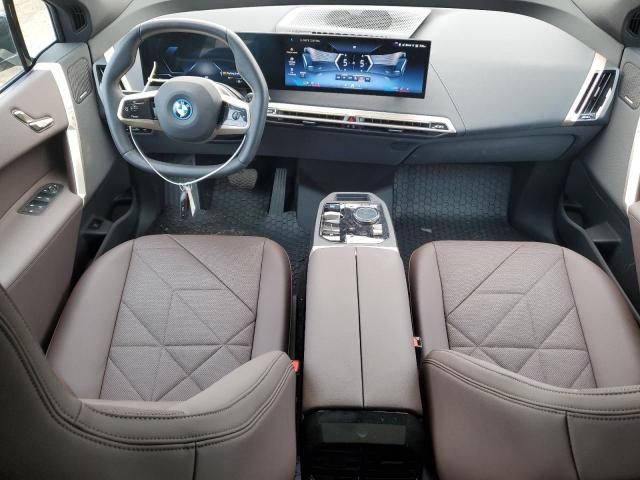 WB523CF01RCN55992 - 2024 BMW IX XDRIVE50 Qara foto 8