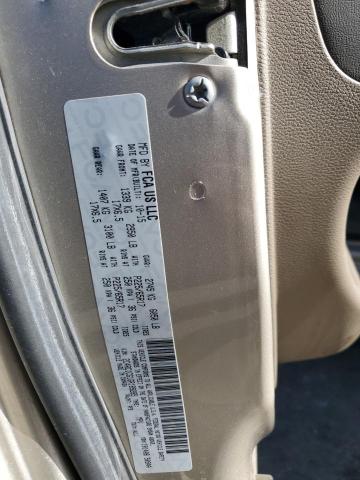 2C4RC1CG1GR189285 - 2016 CHRYSLER TOWN & COU TOURING L GOLD photo 13