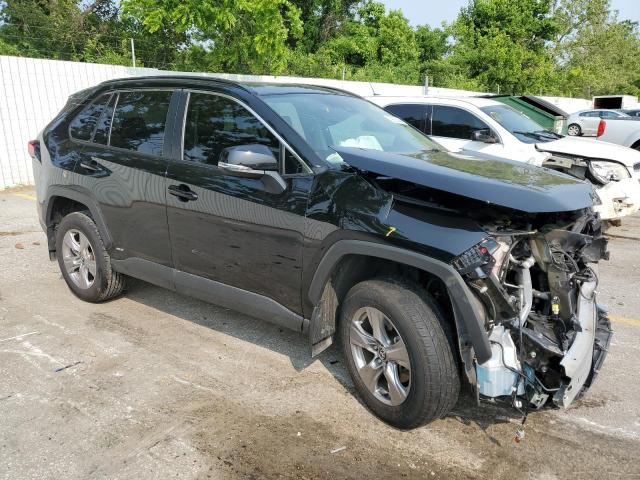 2T3RWRFV1NW134743 - 2022 TOYOTA RAV4 XLE BLACK photo 4