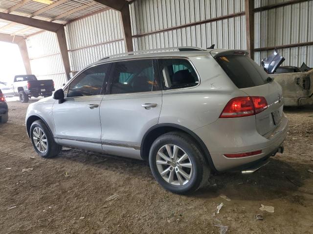 WVGEF9BP3DD011958 - 2013 VOLKSWAGEN TOUAREG V6 SILVER photo 2