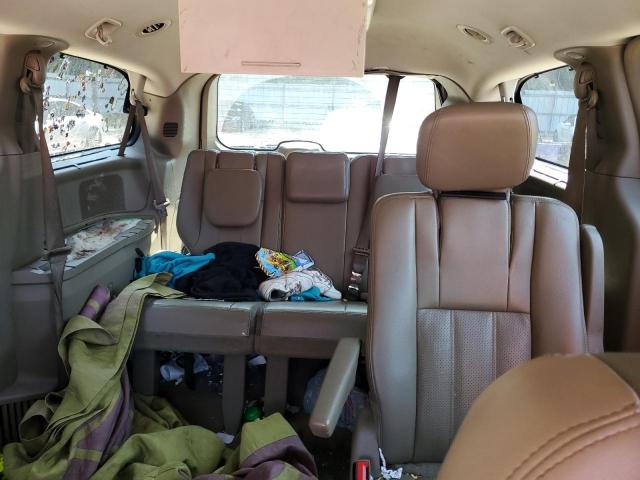 2C4RC1CG2FR573493 - 2015 CHRYSLER TOWN & COU TOURING L RED photo 10