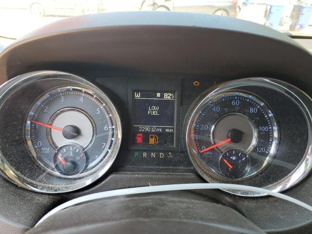 2C4RC1CG2FR573493 - 2015 CHRYSLER TOWN & COU TOURING L RED photo 9