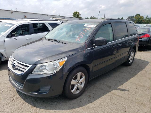 2V4RW3DG8BR766474 - 2011 VOLKSWAGEN ROUTAN SE GRAY photo 1