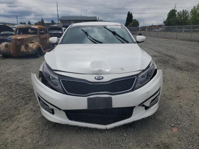 KNAGM4A79F5622563 - 2015 KIA OPTIMA LX WHITE photo 5