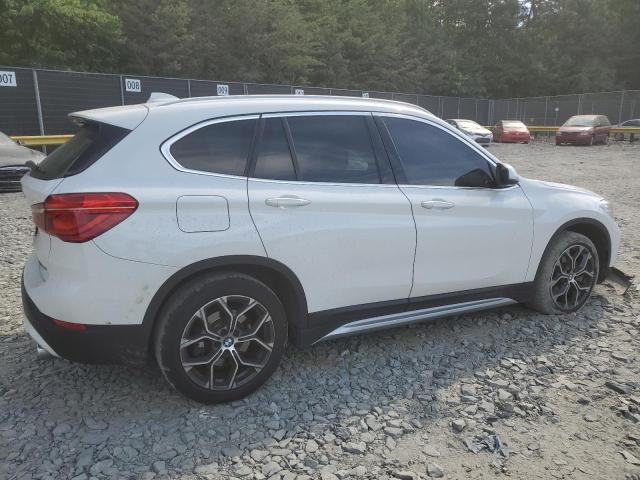 WBXJG9C04M5T87129 - 2021 BMW X1 XDRIVE28I WHITE photo 3