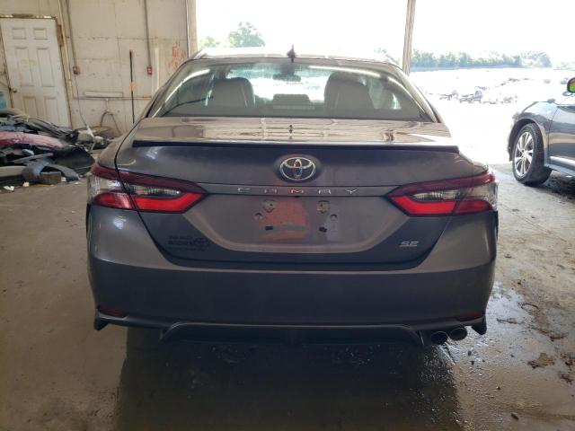 4T1G11AKXPU743233 - 2023 TOYOTA CAMRY SE NIGHT SHADE GRAY photo 6