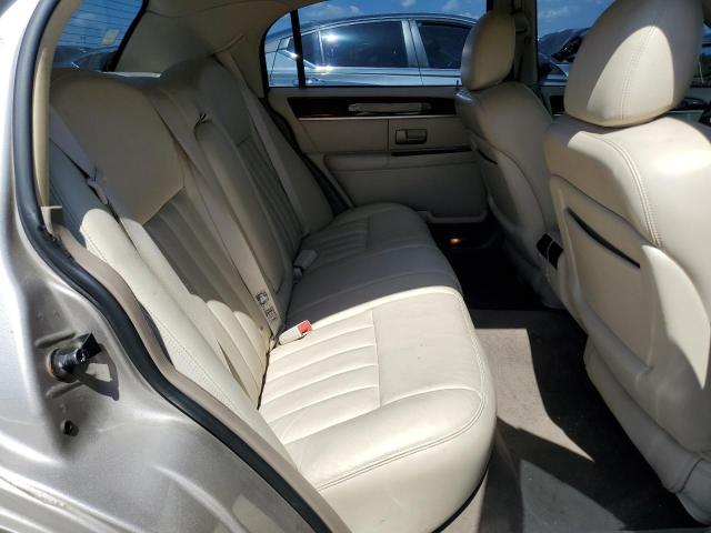1LNHM81W93Y636460 - 2003 LINCOLN TOWN CAR EXECUTIVE TAN photo 10