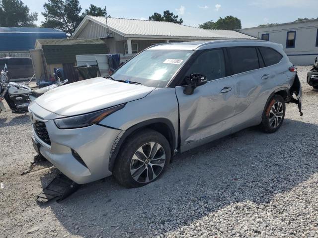 5TDGZRBH6NS201739 - 2022 TOYOTA HIGHLANDER XLE ვერცხლისფერი ფოტო 1