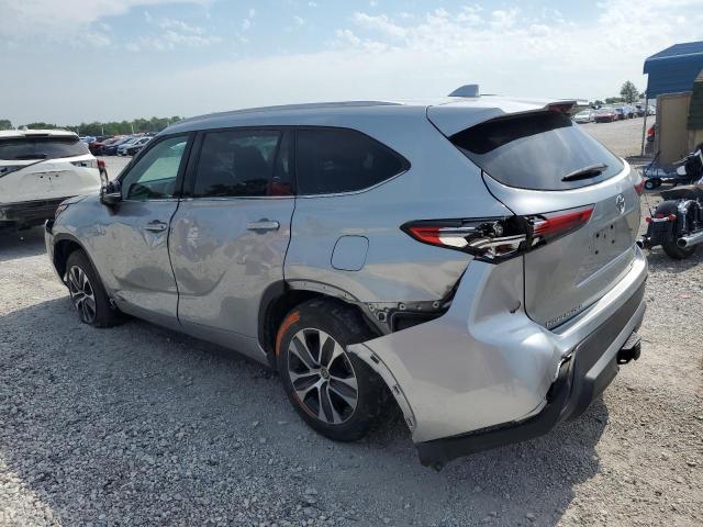 5TDGZRBH6NS201739 - 2022 TOYOTA HIGHLANDER XLE ვერცხლისფერი ფოტო 2