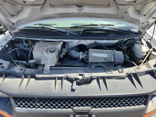 1GCFG15X571161353 - 2007 CHEVROLET EXPRESS G1 WHITE photo 12