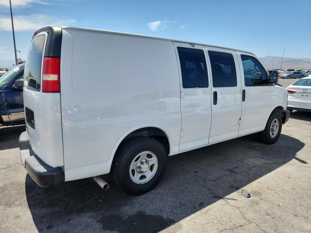 1GCFG15X571161353 - 2007 CHEVROLET EXPRESS G1 WHITE photo 3