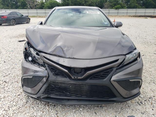 4T1T11AK7PU778343 - 2023 TOYOTA CAMRY SE NIGHT SHADE GRAY photo 5