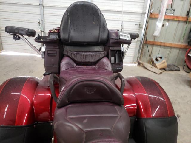 1HFSC2239TA802831 - 1996 HONDA GL1500 SE12 RED photo 6