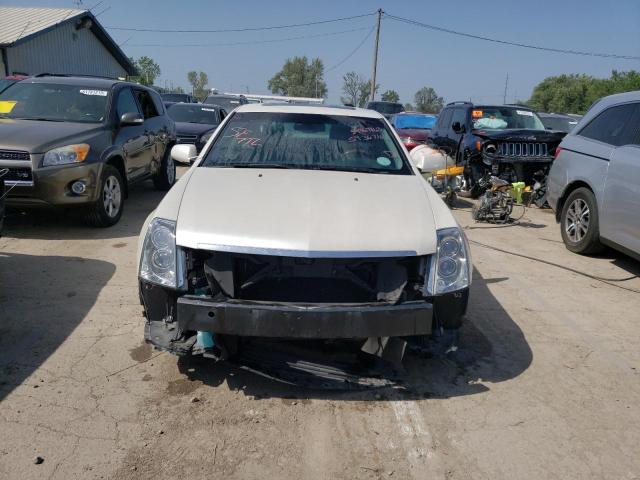 1G6DZ67A680160004 - 2008 CADILLAC STS WHITE photo 5