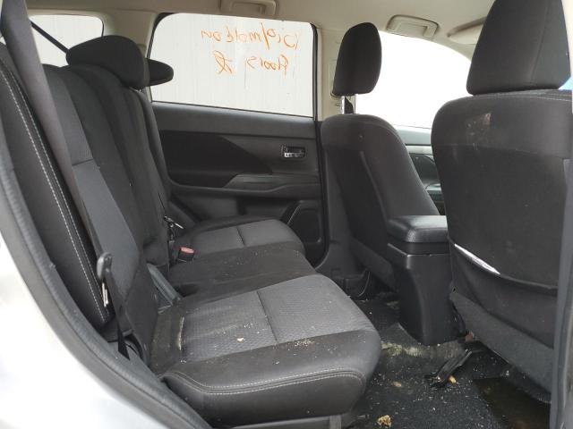 JA4AD3A36JZ005438 - 2018 MITSUBISHI OUTLANDER SE ვერცხლისფერი ფოტო 11