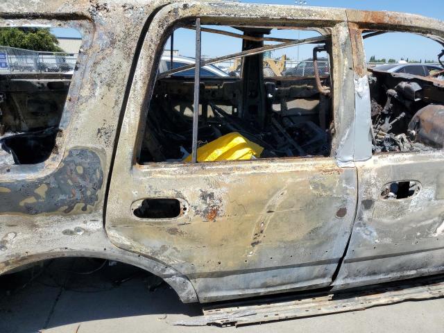 5LMFU27546LJ06592 - 2006 LINCOLN NAVIGATOR 烧焦的 照片 10