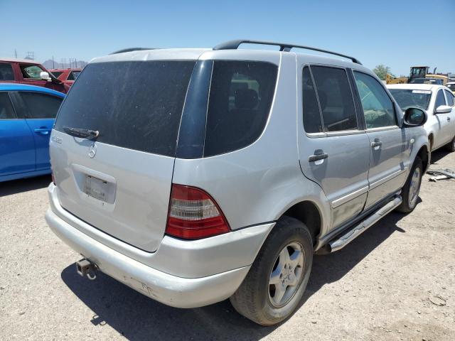 4JGAB54E7YA166826 - 2000 MERCEDES-BENZ ML 320 SILVER photo 3