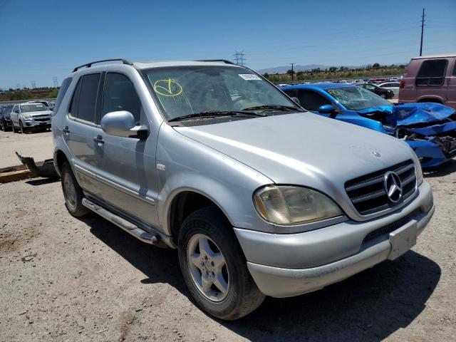 4JGAB54E7YA166826 - 2000 MERCEDES-BENZ ML 320 SILVER photo 4