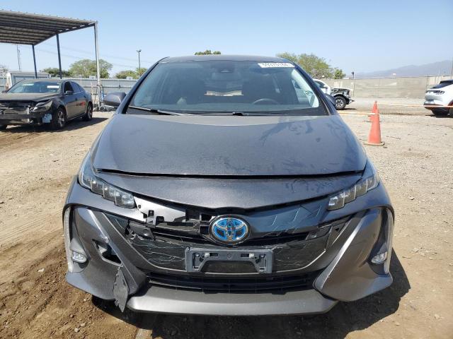 JTDKARFP1J3101501 - 2018 TOYOTA PRIUS PRIM 石墨色 照片 5