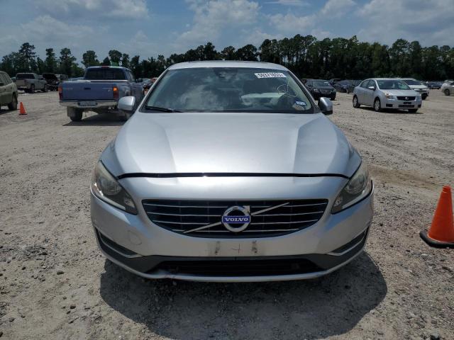 YV140MFK0F1347052 - 2015 VOLVO S60 PREMIER SILVER photo 5