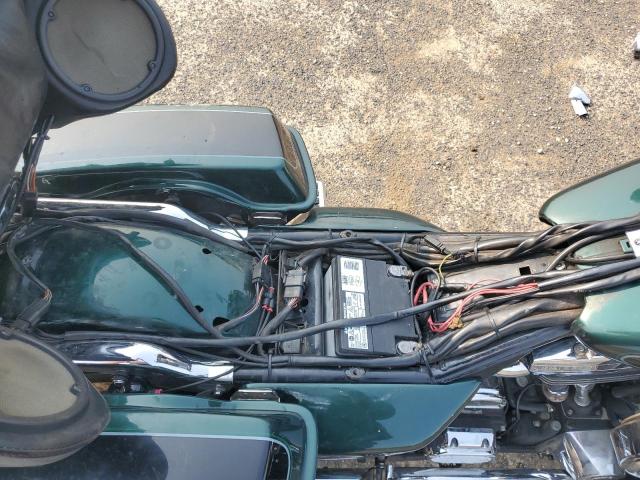 1HD1FCR13WY632872 - 1998 HARLEY-DAVIDSON FLHTCUI 绿色 照片 9