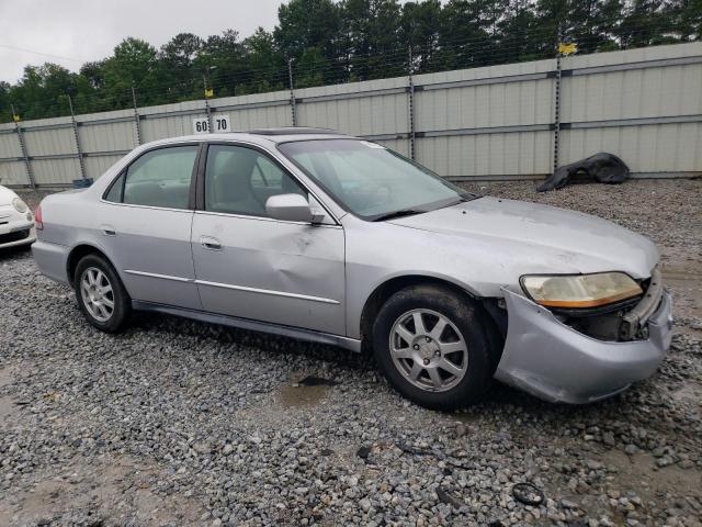 1HGCG56742A056421 - 2002 HONDA ACCORD SE SILVER photo 4