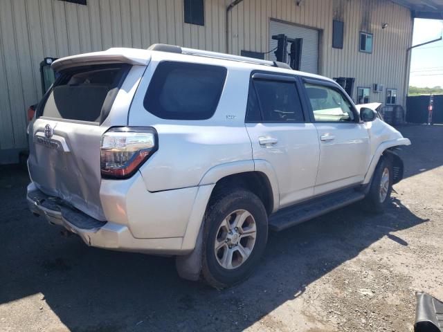 JTEBU5JR7G5323364 - 2016 TOYOTA 4RUNNER SR5/SR5 PREMIUM SILVER photo 3