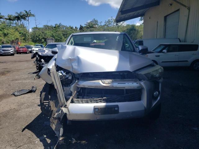 JTEBU5JR7G5323364 - 2016 TOYOTA 4RUNNER SR5/SR5 PREMIUM SILVER photo 5