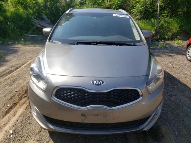 KNAHT8A31F7093285 - 2015 KIA RONDO SILVER photo 5