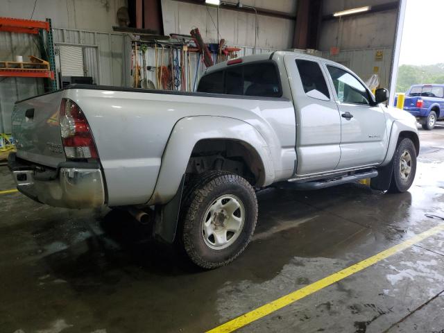 5TETU4GN2AZ743190 - 2010 TOYOTA TACOMA PRERUNNER ACCESS CAB SILVER photo 3