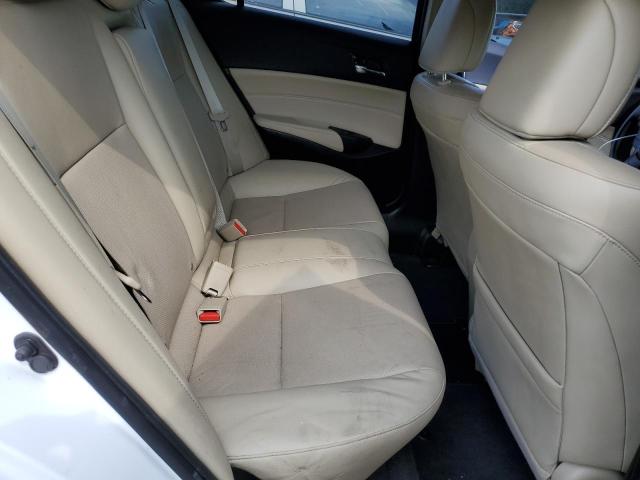 19UDE2F72GA001725 - 2016 ACURA ILX PREMIUM TECH WHITE photo 10