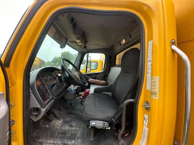 1FVACWDTXDDBU8665 - 2013 FREIGHTLINER M2 106 MEDIUM DUTY YELLOW photo 6