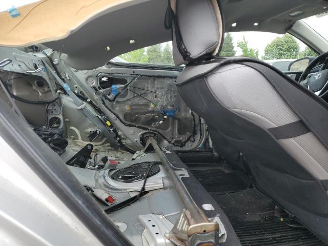 2T1BURHE1JC038247 - 2018 TOYOTA COROLLA L ვერცხლისფერი ფოტო 10