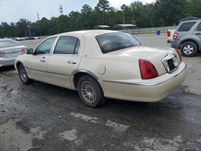 1LNHM83W0YY937106 - 2000 LINCOLN TOWN CARTIER GOLD photo 2