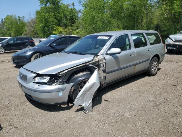 2003 VOLVO V70, 