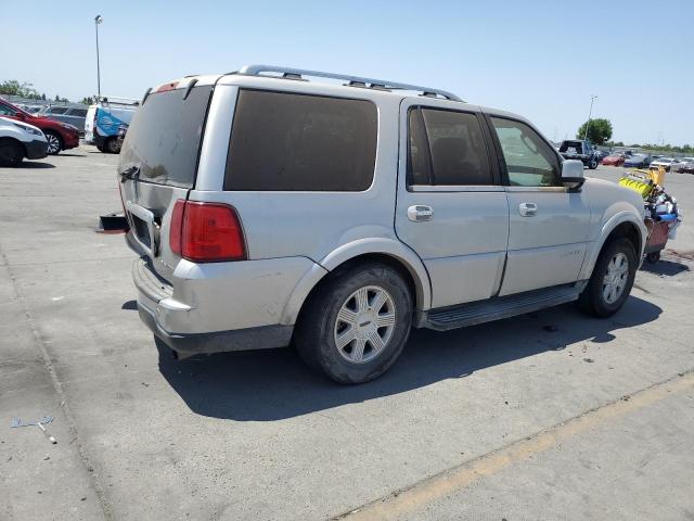 5LMFU27555LJ22198 - 2005 LINCOLN NAVIGATOR SILVER photo 3