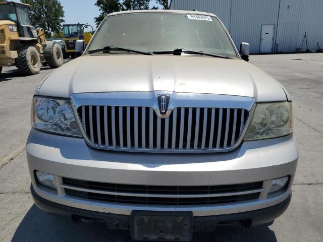5LMFU27555LJ22198 - 2005 LINCOLN NAVIGATOR SILVER photo 5