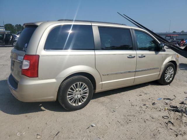 2C4RC1CGXDR589938 - 2013 CHRYSLER TOWN & COU TOURING L GOLD photo 3